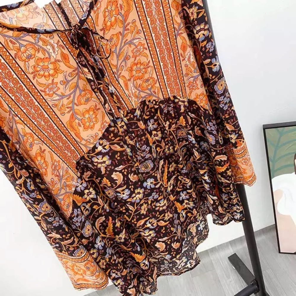 Rust Bohemian Floral Button Neck 3/4 Sleeve Blouse Top w/ Tie - Picture 4 of 4